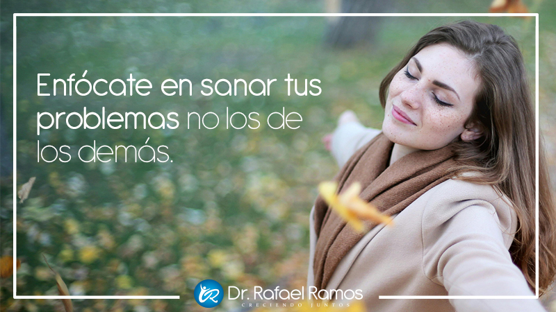 Enfócate en Resolver tus Problemas, No en los de los Demás